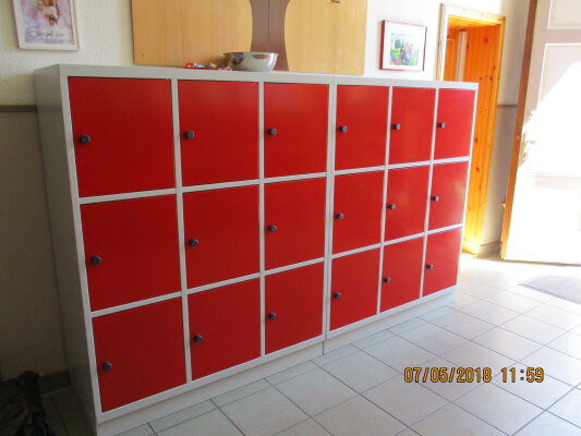 Refenzen Stadt Oschersleben Bode - Grundschule Fächerschrank 3 x 3 Fächer Stadt Oschersleben Bode