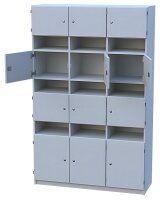 Personalfachschrank mit 12 Schließfächern
