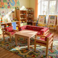 Kindergarten Sitzgruppe aus Massivholz